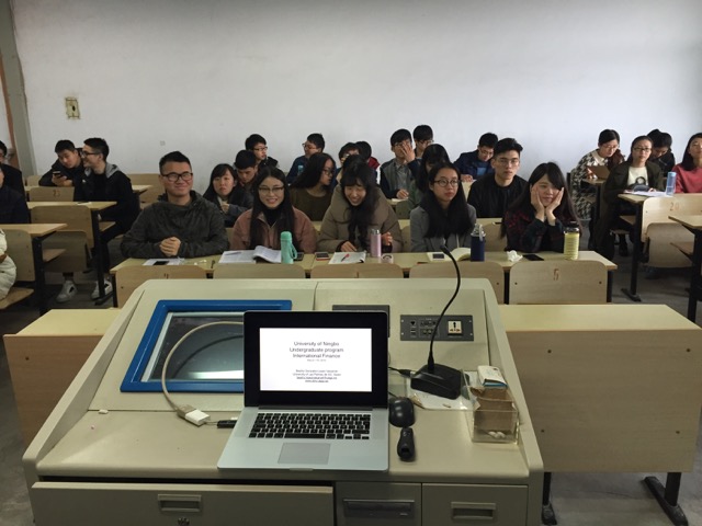 primera clase en Ningbo University 17 marzo 2016 1